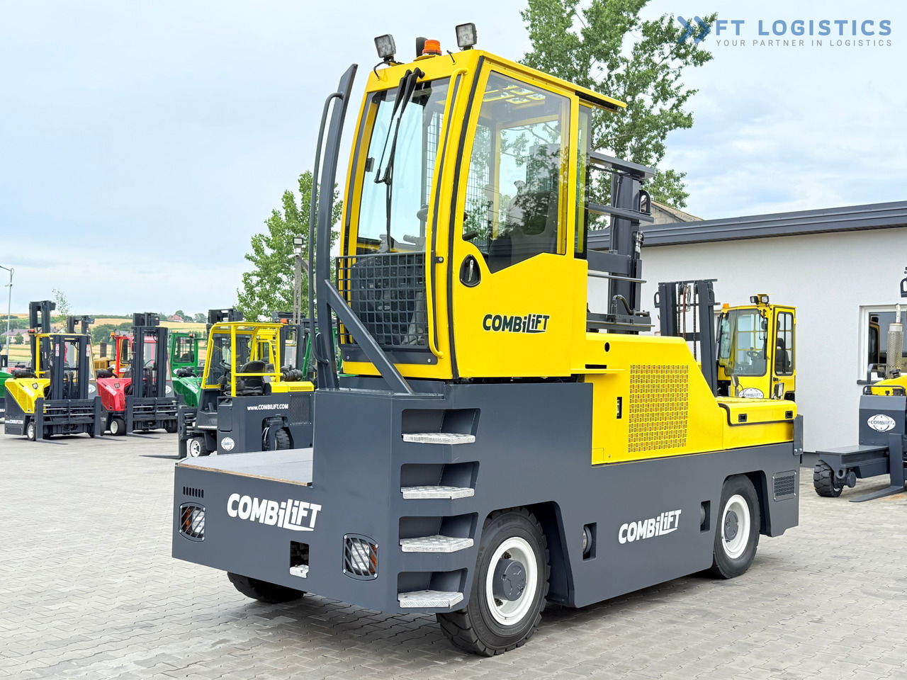 COMBILIFT C6000FSL / DIESEL / DUPLEX - 4100MM / 1400MM FORKS / SIDE LOADER / 6000KG CAPACITY / FREE LIFT / DEUTZ ENGINE / EXCELLENT CONDITION - Dört yönlü forkliftler: fotoğraf 2 COMBILIFT C6000FSL / DIESEL / DUPLEX - 4100MM / 1400MM FORKS / SIDE LOADER / 6000KG CAPACITY / FREE LIFT / DEUTZ ENGINE / EXCELLENT CONDITION - Dört yönlü forkliftler: fotoğraf 2