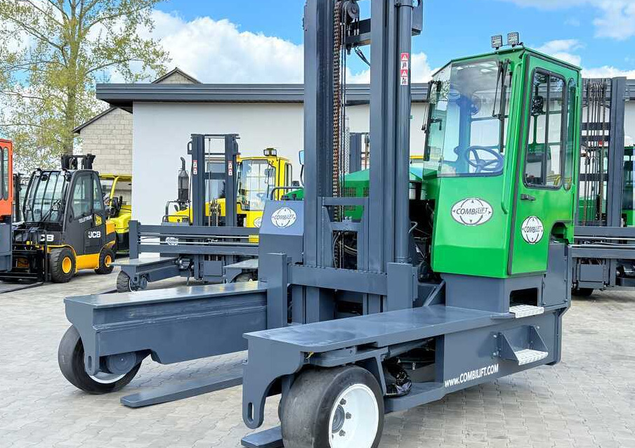 Combilift C10000 / DIESEL / DUPLEX - 4200MM / LIKE NEW - 4 yönlü reach truck: fotoğraf 3 Combilift C10000 / DIESEL / DUPLEX - 4200MM / LIKE NEW - 4 yönlü reach truck: fotoğraf 3