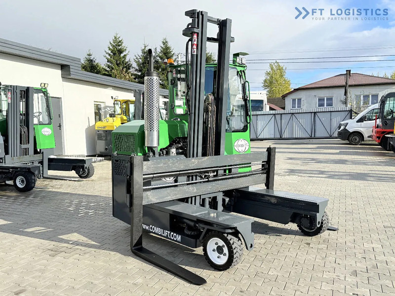 Combilift C3000 / DIESEL / DUPLEX 4200MM / FREE LIFT / WIDE FORK POSITIONER / FULL CABIN / EXCELLENT CONDITION / Wide range of four-way an - 4 yönlü reach truck: fotoğraf 5 Combilift C3000 / DIESEL / DUPLEX 4200MM / FREE LIFT / WIDE FORK POSITIONER / FULL CABIN / EXCELLENT CONDITION / Wide range of four-way an - 4 yönlü reach truck: fotoğraf 5