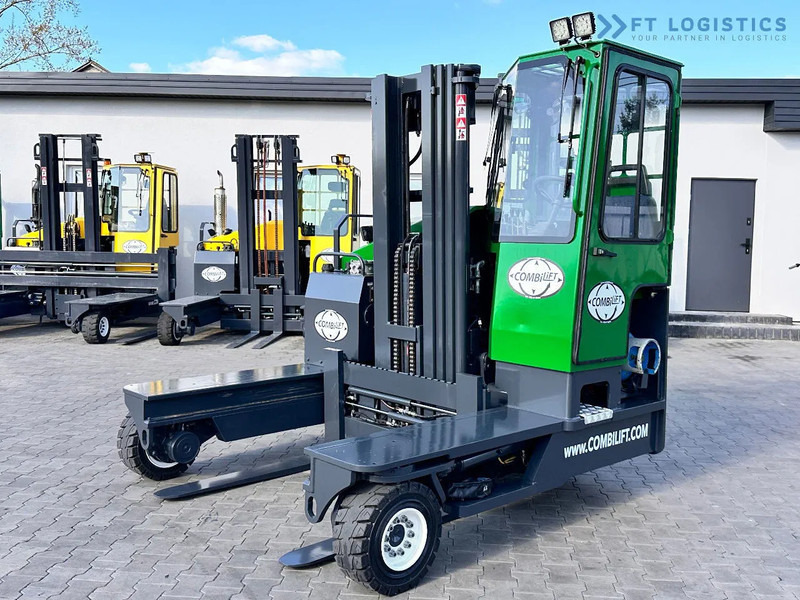 Combilift C4000 / TRIPLEX / 4900MM / LPG / FREE LIFT / FORK SHIFT / LIKE NEW C4000 / TRIPLEX / 4900MM / LPG / FREE LIFT / FORK SHIFT / LIK - 4 yönlü reach truck: fotoğraf 3 Combilift C4000 / TRIPLEX / 4900MM / LPG / FREE LIFT / FORK SHIFT / LIKE NEW C4000 / TRIPLEX / 4900MM / LPG / FREE LIFT / FORK SHIFT / LIK - 4 yönlü reach truck: fotoğraf 3