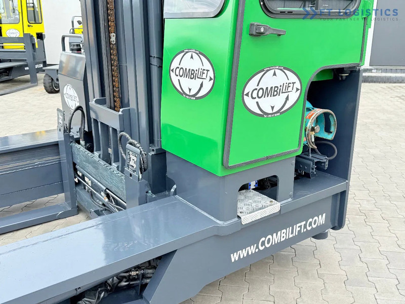 Combilift C4000 / TRIPLEX / 9300MM / FREE LIFT / POSITIONER / GAS / CABIN C4000 / TRIPLEX / 9300MM / FREE LIFT / POSITIONER / GAS / CABIN - 4 yönlü reach truck: fotoğraf 4 Combilift C4000 / TRIPLEX / 9300MM / FREE LIFT / POSITIONER / GAS / CABIN C4000 / TRIPLEX / 9300MM / FREE LIFT / POSITIONER / GAS / CABIN - 4 yönlü reach truck: fotoğraf 4