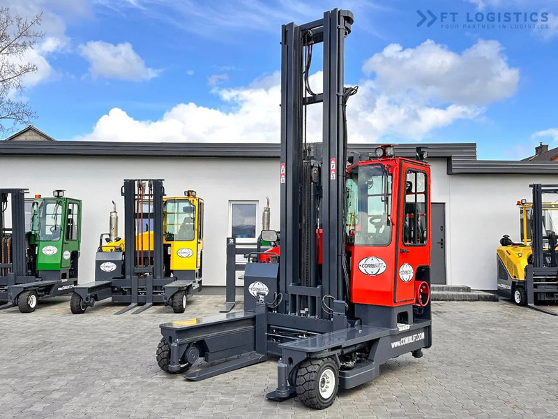 Combilift C4000 / TRIPLEX / 9300MM / FREE LIFT / POSITIONER / LPG / CABIN C4000 / TRIPLEX / 9300MM / FREE LIFT / POSITIONER / LPG / CABIN - 4 yönlü reach truck: fotoğraf 5 Combilift C4000 / TRIPLEX / 9300MM / FREE LIFT / POSITIONER / LPG / CABIN C4000 / TRIPLEX / 9300MM / FREE LIFT / POSITIONER / LPG / CABIN - 4 yönlü reach truck: fotoğraf 5