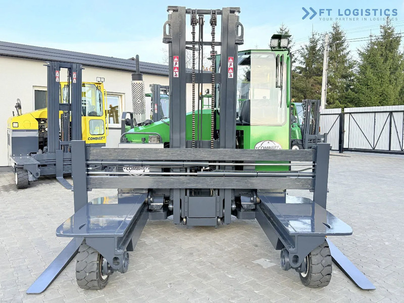 Combilift C4500 / DIESEL / DUPLEX 4000MM / WIDE FORK POSITIONER / HEATING / FULL CABIN / EXCELLENT CONDITION / A wide range of four-way an - 4 yönlü reach truck: fotoğraf 5 Combilift C4500 / DIESEL / DUPLEX 4000MM / WIDE FORK POSITIONER / HEATING / FULL CABIN / EXCELLENT CONDITION / A wide range of four-way an - 4 yönlü reach truck: fotoğraf 5