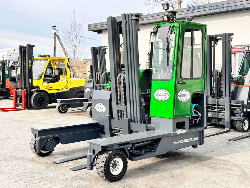 Combilift C4500 / LPG / TRIPLEX / 5500MM / FREE LIFT / HYDRAULIC FORK SHIFT / Like New C4500 / LPG / TRIPLEX / 5500MM / FREE LIFT / HYDRAU - 4 yönlü reach truck: fotoğraf 1 Combilift C4500 / LPG / TRIPLEX / 5500MM / FREE LIFT / HYDRAULIC FORK SHIFT / Like New C4500 / LPG / TRIPLEX / 5500MM / FREE LIFT / HYDRAU - 4 yönlü reach truck: fotoğraf 1