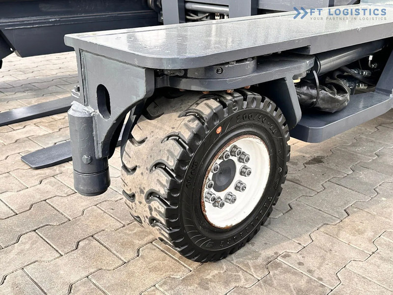 Combilift C4500 / LPG / TRIPLEX / 5500MM / FREE LIFT / HYDRAULIC FORK SHIFT / Like New C4500 / LPG / TRIPLEX / 5500MM / FREE LIFT / HYDRAU - 4 yönlü reach truck: fotoğraf 5 Combilift C4500 / LPG / TRIPLEX / 5500MM / FREE LIFT / HYDRAULIC FORK SHIFT / Like New C4500 / LPG / TRIPLEX / 5500MM / FREE LIFT / HYDRAU - 4 yönlü reach truck: fotoğraf 5