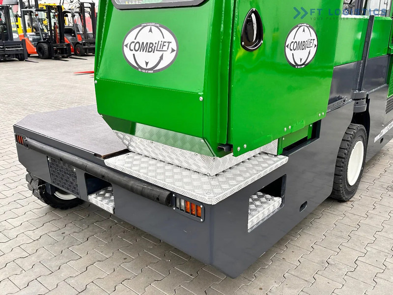 Combilift C5000SL / DIESEL / 4500MM / DUPLEX / CABIN / PLATFORMS / LIKE NEW C5000SL / DIESEL / 4500MM / DUPLEX / CABIN / PLATFORMS / LIKE - Dört yönlü forkliftler: fotoğraf 5 Combilift C5000SL / DIESEL / 4500MM / DUPLEX / CABIN / PLATFORMS / LIKE NEW C5000SL / DIESEL / 4500MM / DUPLEX / CABIN / PLATFORMS / LIKE - Dört yönlü forkliftler: fotoğraf 5