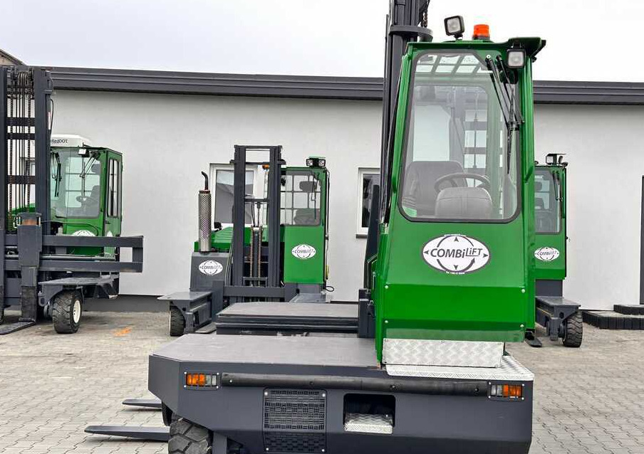 Combilift C5000SL / DIESEL / 4500MM / DUPLEX / CABIN / PLATFORMS / LIKE NEW - 4 yönlü reach truck: fotoğraf 5 Combilift C5000SL / DIESEL / 4500MM / DUPLEX / CABIN / PLATFORMS / LIKE NEW - 4 yönlü reach truck: fotoğraf 5