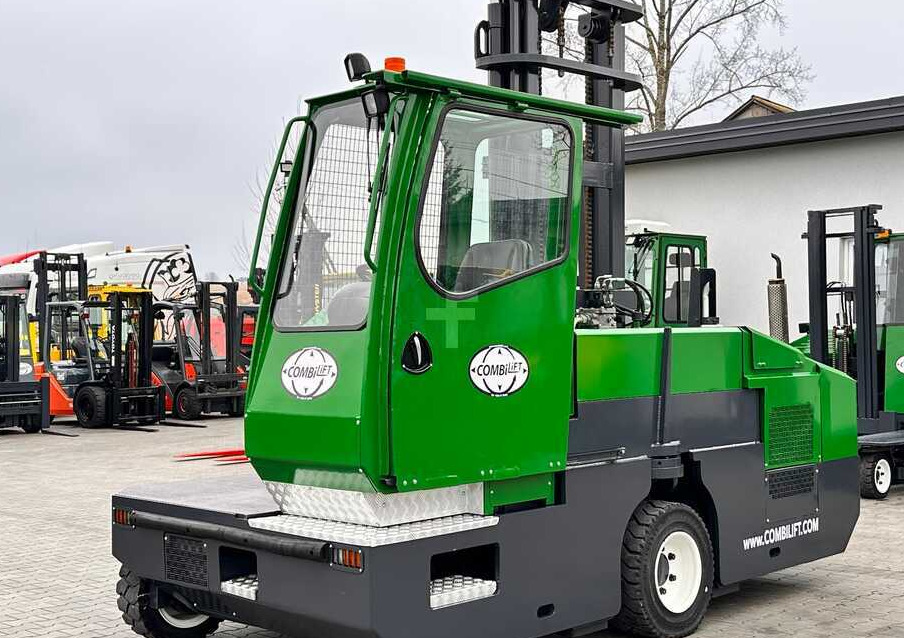 Combilift C5000SL / DIESEL / 4500MM / DUPLEX / CABIN / PLATFORMS / LIKE NEW - 4 yönlü reach truck: fotoğraf 2 Combilift C5000SL / DIESEL / 4500MM / DUPLEX / CABIN / PLATFORMS / LIKE NEW - 4 yönlü reach truck: fotoğraf 2