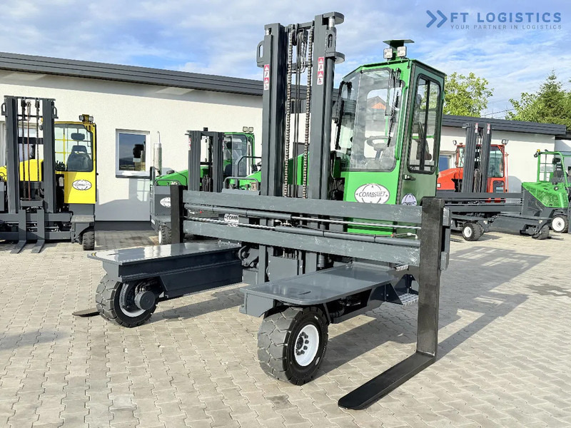 Combilift C5000XL / DIESEL / DUPLEX - 4000MM / WIDE FORK POSITIONER 3350MM / FULL HEATED CABIN / ONLY 6453H / CONDITION - LIKE NEW! C5000X - 4 yönlü reach truck: fotoğraf 2 Combilift C5000XL / DIESEL / DUPLEX - 4000MM / WIDE FORK POSITIONER 3350MM / FULL HEATED CABIN / ONLY 6453H / CONDITION - LIKE NEW! C5000X - 4 yönlü reach truck: fotoğraf 2