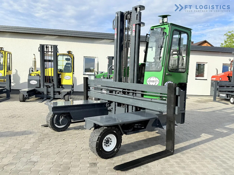 Combilift C5000XL / DIESEL / DUPLEX - 4000MM / WIDE FORK POSITIONER 3350MM / FULL HEATED CABIN / ONLY 6453H / CONDITION - LIKE NEW! C5000X - 4 yönlü reach truck: fotoğraf 3 Combilift C5000XL / DIESEL / DUPLEX - 4000MM / WIDE FORK POSITIONER 3350MM / FULL HEATED CABIN / ONLY 6453H / CONDITION - LIKE NEW! C5000X - 4 yönlü reach truck: fotoğraf 3