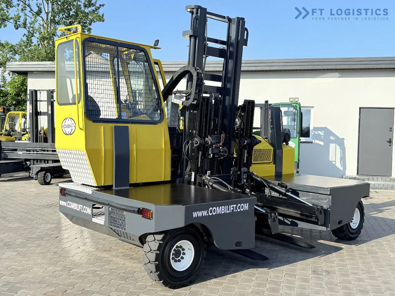 Combilift C6000SR / DUPLEX / 4200MM / LOAD CLAMP ON FORKS / FREE LIFT / DIESEL / POSITIONER / NEW TIRES / LIKE NEW / Wide range of four-wa - 4 yönlü reach truck: fotoğraf 2 Combilift C6000SR / DUPLEX / 4200MM / LOAD CLAMP ON FORKS / FREE LIFT / DIESEL / POSITIONER / NEW TIRES / LIKE NEW / Wide range of four-wa - 4 yönlü reach truck: fotoğraf 2