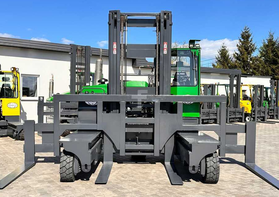 Combilift C8000 / DIESEL / 4600MM / DUPLEX / POSITIONER 5000MM / KUBOTA / EXCELLENT CONDITION - 4 yönlü reach truck: fotoğraf 4 Combilift C8000 / DIESEL / 4600MM / DUPLEX / POSITIONER 5000MM / KUBOTA / EXCELLENT CONDITION - 4 yönlü reach truck: fotoğraf 4