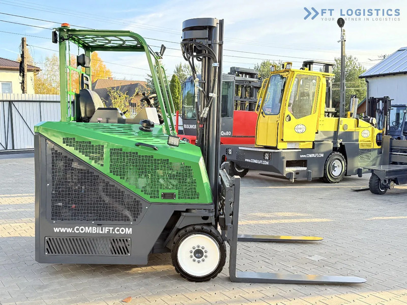 Combilift CB4000 / GAS / TRIPLEX 5200MM / FREE LIFT / FORK POSITIONER / SIDE SHIFT / EXCELLENT CONDITION / Wide range of four-way and side - 4 yönlü reach truck: fotoğraf 5 Combilift CB4000 / GAS / TRIPLEX 5200MM / FREE LIFT / FORK POSITIONER / SIDE SHIFT / EXCELLENT CONDITION / Wide range of four-way and side - 4 yönlü reach truck: fotoğraf 5