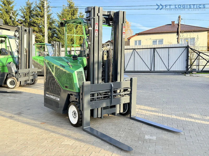 Combilift CB4000 / GAS / TRIPLEX 5200MM / FREE LIFT / FORK POSITIONER / SIDE SHIFT / EXCELLENT CONDITION / Wide range of four-way and side - 4 yönlü reach truck: fotoğraf 4 Combilift CB4000 / GAS / TRIPLEX 5200MM / FREE LIFT / FORK POSITIONER / SIDE SHIFT / EXCELLENT CONDITION / Wide range of four-way and side - 4 yönlü reach truck: fotoğraf 4