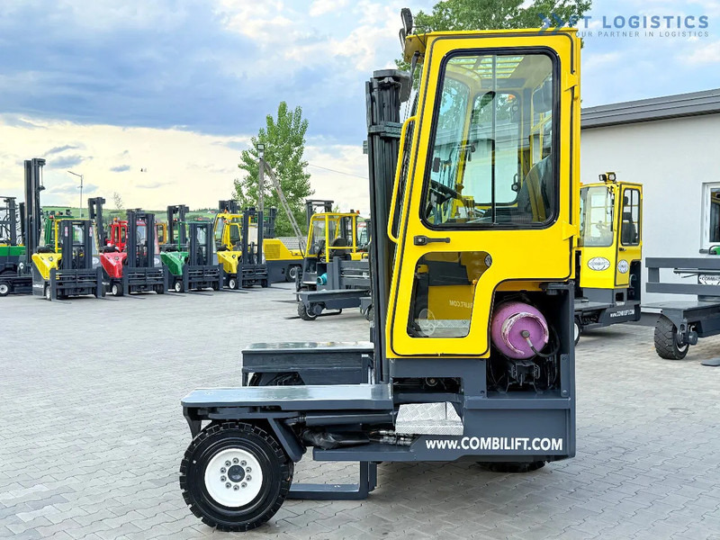 Combilift COMBILIFT C3000XL LARGE CABIN – DUPLEX 3200mm – Year 2015 – LPG – FREE LIFT – SIDESHIFT – CONDITION 5/5 COMBILIFT C3000XL LARGE - 4 yönlü reach truck: fotoğraf 2 Combilift COMBILIFT C3000XL LARGE CABIN – DUPLEX 3200mm – Year 2015 – LPG – FREE LIFT – SIDESHIFT – CONDITION 5/5 COMBILIFT C3000XL LARGE - 4 yönlü reach truck: fotoğraf 2