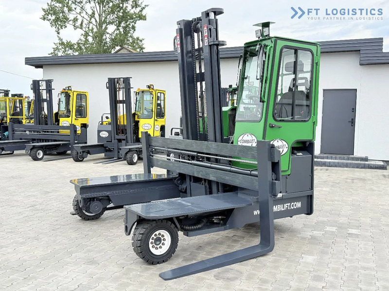 Combilift Combilift C4500 / DIESEL / DUPLEX 4000MM / WIDE FORK POSITIONER / HEATING / FULL CABIN / PERFECT CONDITION / Wide range of four- - 4 yönlü reach truck: fotoğraf 2 Combilift Combilift C4500 / DIESEL / DUPLEX 4000MM / WIDE FORK POSITIONER / HEATING / FULL CABIN / PERFECT CONDITION / Wide range of four- - 4 yönlü reach truck: fotoğraf 2