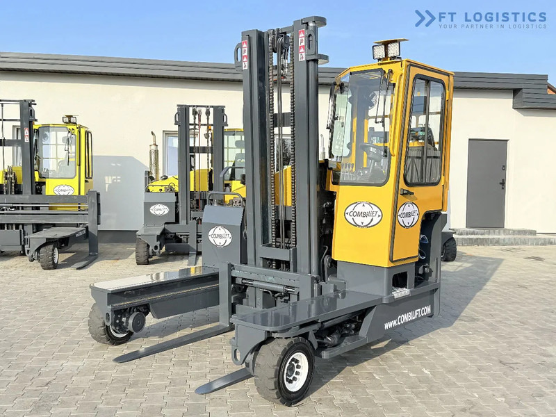 Combilift Combilift FOUR-WAY MULTIDIRECTIONAL FORKLIFT C4000 / GAS / DUPLEX 4500MM / ONLY 6604 HOURS / SIDE SHIFT / FULL CABIN / PERFECT C - 4 yönlü reach truck: fotoğraf 1 Combilift Combilift FOUR-WAY MULTIDIRECTIONAL FORKLIFT C4000 / GAS / DUPLEX 4500MM / ONLY 6604 HOURS / SIDE SHIFT / FULL CABIN / PERFECT C - 4 yönlü reach truck: fotoğraf 1