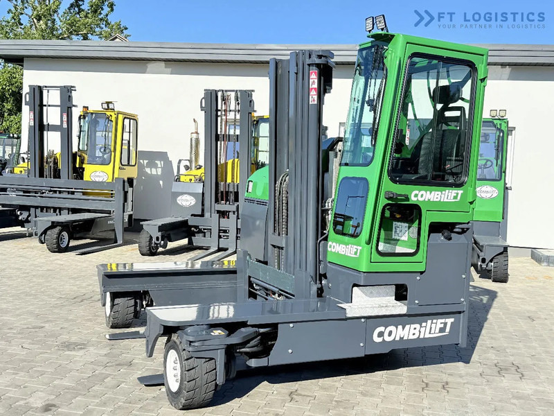 Combilift Combilift FOUR-WAY MULTIDIRECTIONAL FORKLIFT C4500 / DIESEL / TRIPLEX 4900MM / ONLY 4854 HOURS / FORK POSITIONER / FULL CABIN – - 4 yönlü reach truck: fotoğraf 3 Combilift Combilift FOUR-WAY MULTIDIRECTIONAL FORKLIFT C4500 / DIESEL / TRIPLEX 4900MM / ONLY 4854 HOURS / FORK POSITIONER / FULL CABIN – - 4 yönlü reach truck: fotoğraf 3