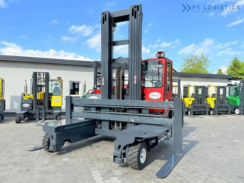 Combilift Combilift Wózki 4-kierunkowe C8000 / GAS / TRIPLEX 8300 / WIDE FORK POSITIRONER / FREE-LIFT / A comprehensive range of four-way - 4 yönlü reach truck: fotoğraf 3 Combilift Combilift Wózki 4-kierunkowe C8000 / GAS / TRIPLEX 8300 / WIDE FORK POSITIRONER / FREE-LIFT / A comprehensive range of four-way - 4 yönlü reach truck: fotoğraf 3