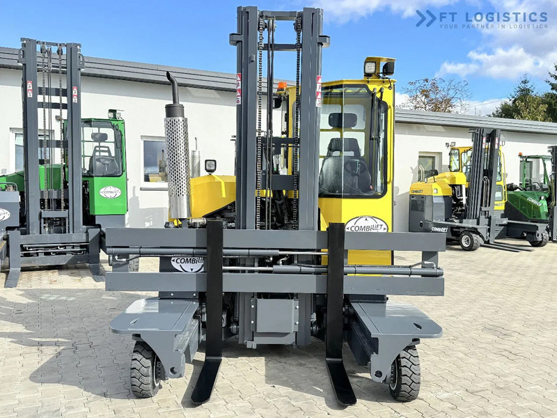Combilift FOUR-WAY / MULTI-DIRECTIONAL FORKLIFT / ONLY 491 HOURS / C2500 / GAS / DUPLEX 4600MM / SHORT – ONLY 1900MM / WIDTH 2700MM WITH F - 4 yönlü reach truck: fotoğraf 4 Combilift FOUR-WAY / MULTI-DIRECTIONAL FORKLIFT / ONLY 491 HOURS / C2500 / GAS / DUPLEX 4600MM / SHORT – ONLY 1900MM / WIDTH 2700MM WITH F - 4 yönlü reach truck: fotoğraf 4
