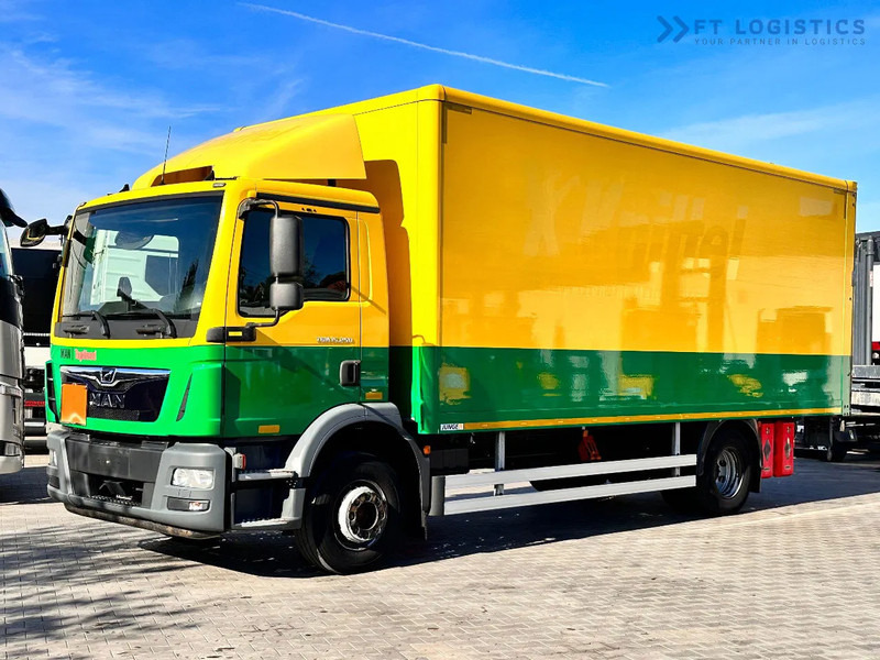 MAN TGM 15.250 MAN TGM 15.250 4X2 / CONTAINER - 16 PALLETS / TAIL LIFT / TIRES 80% / PERFECT CONDITION - Kapalı kasa kamyon: fotoğraf 1 MAN TGM 15.250 MAN TGM 15.250 4X2 / CONTAINER - 16 PALLETS / TAIL LIFT / TIRES 80% / PERFECT CONDITION - Kapalı kasa kamyon: fotoğraf 1