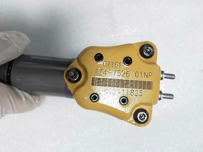 CATERPILLAR 174-7526 - Enjektör - Tenteli kamyon: fotoğraf 3 CATERPILLAR 174-7526 - Enjektör - Tenteli kamyon: fotoğraf 3