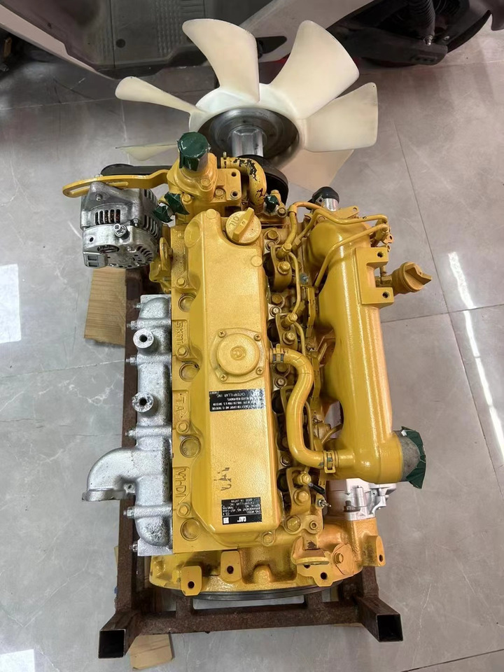 CATERPILLAR C2.4 - Motor - Ekskavatör: fotoğraf 3 CATERPILLAR C2.4 - Motor - Ekskavatör: fotoğraf 3
