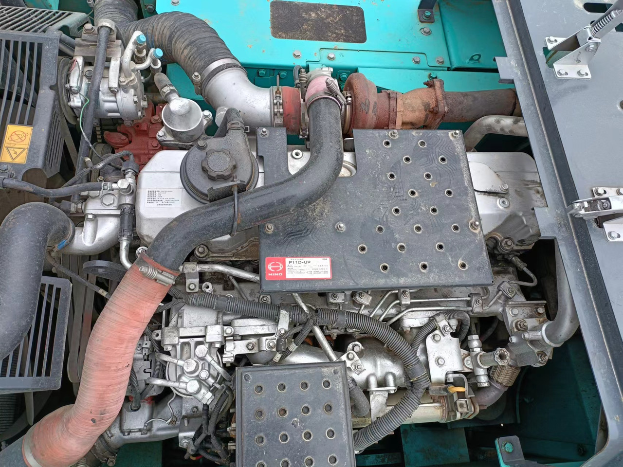 HINO P11C - Motor - Ekskavatör: fotoğraf 1 HINO P11C - Motor - Ekskavatör: fotoğraf 1