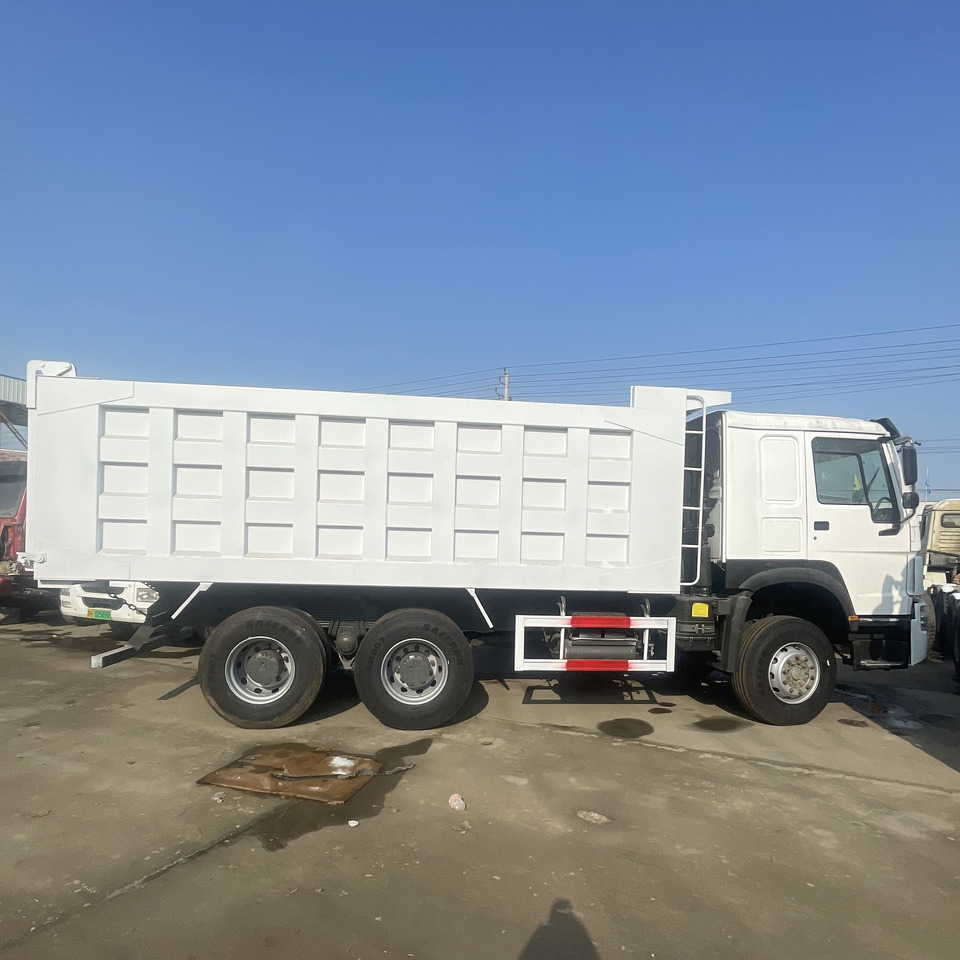 HOWO 6*4 DUMP TRUCK - Damperli kamyon: fotoğraf 3 HOWO 6*4 DUMP TRUCK - Damperli kamyon: fotoğraf 3