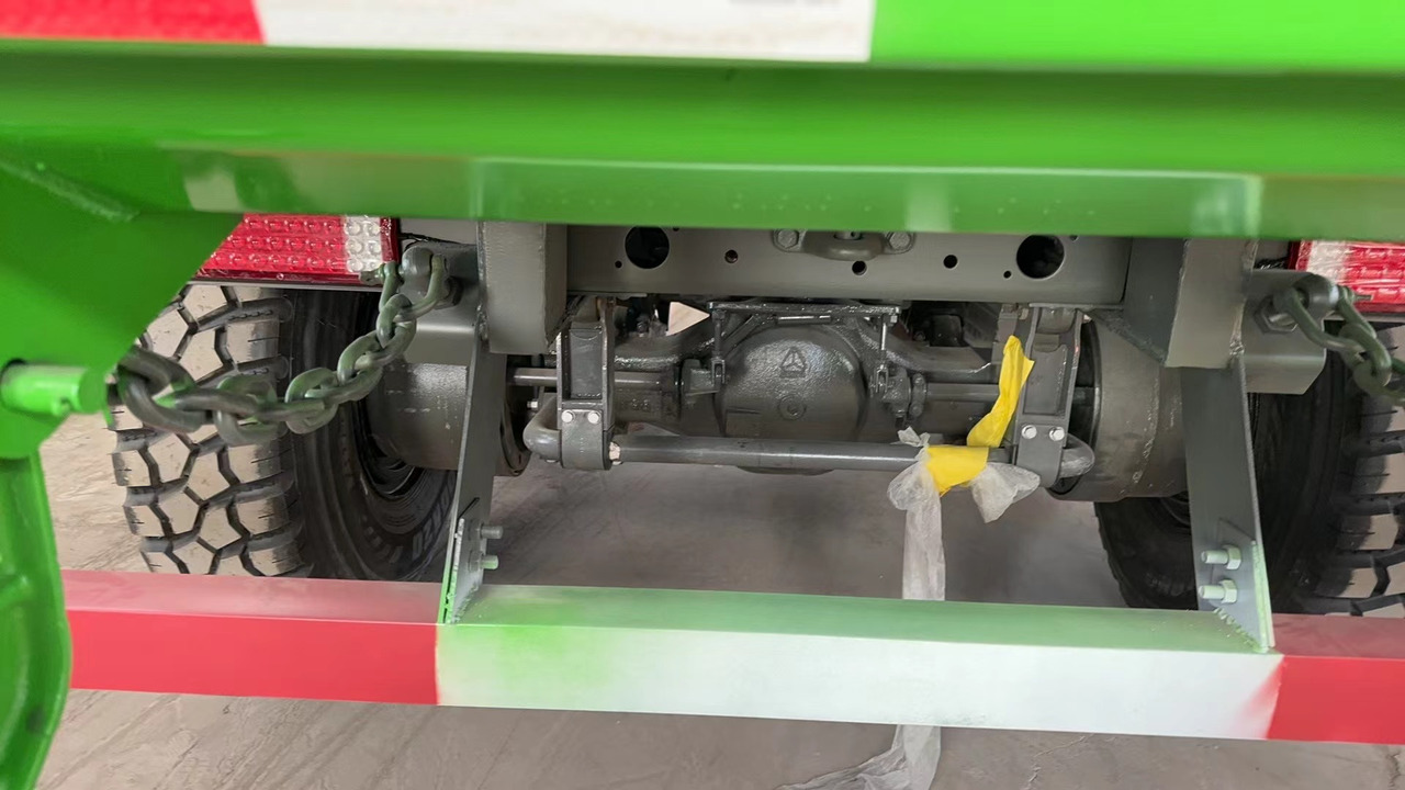 HOWO 6*6 dump truck - Damperli kamyon: fotoğraf 4 HOWO 6*6 dump truck - Damperli kamyon: fotoğraf 4