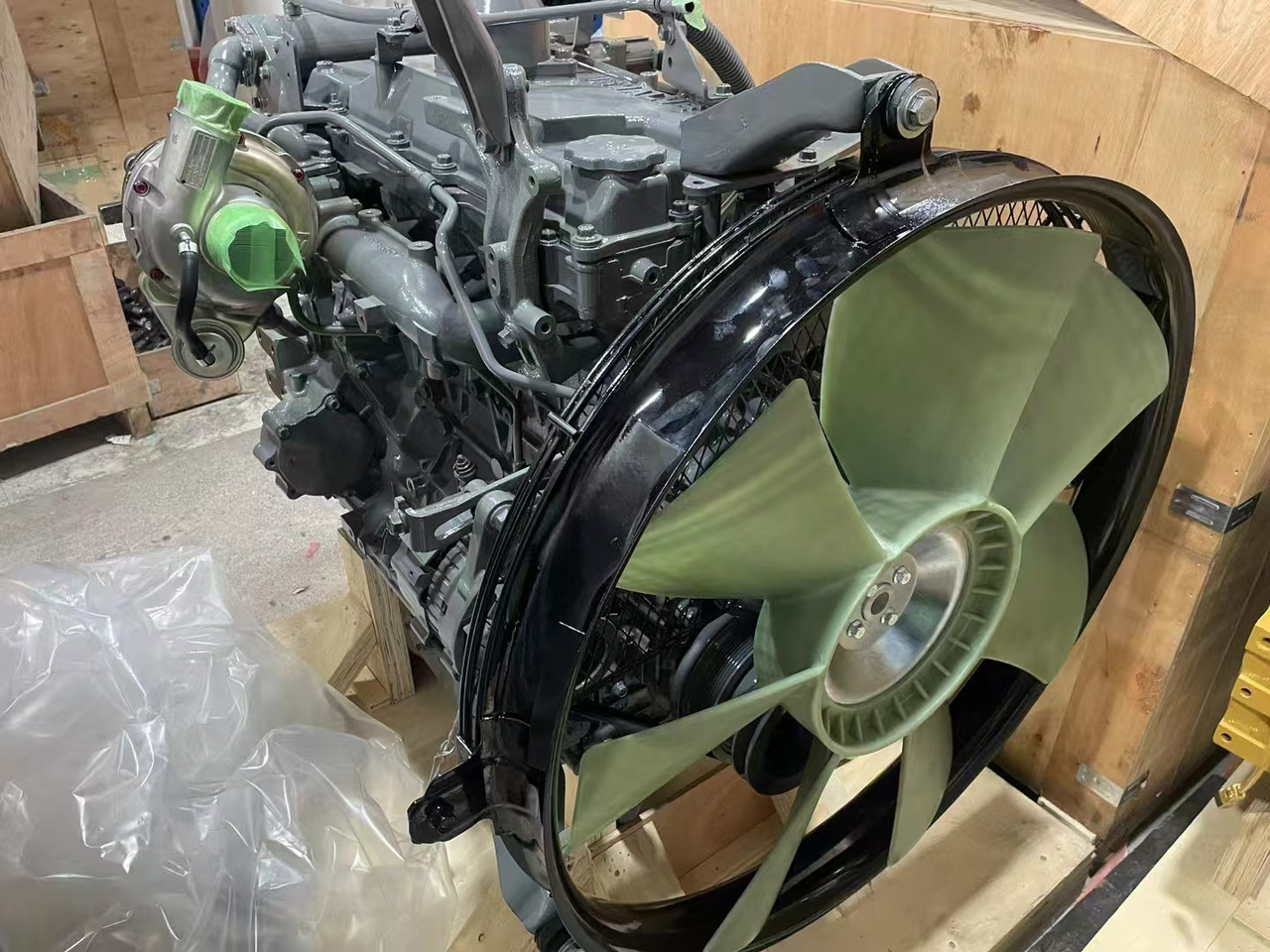 ISUZU 4HK1 - Motor: fotoğraf 1 ISUZU 4HK1 - Motor: fotoğraf 1