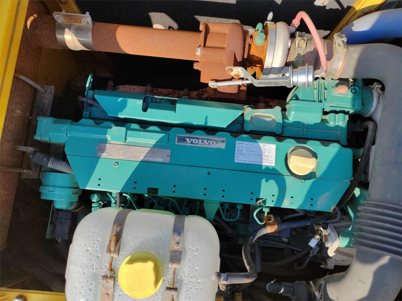 VOLVO D6E - Motor - Ekskavatör: fotoğraf 1 VOLVO D6E - Motor - Ekskavatör: fotoğraf 1