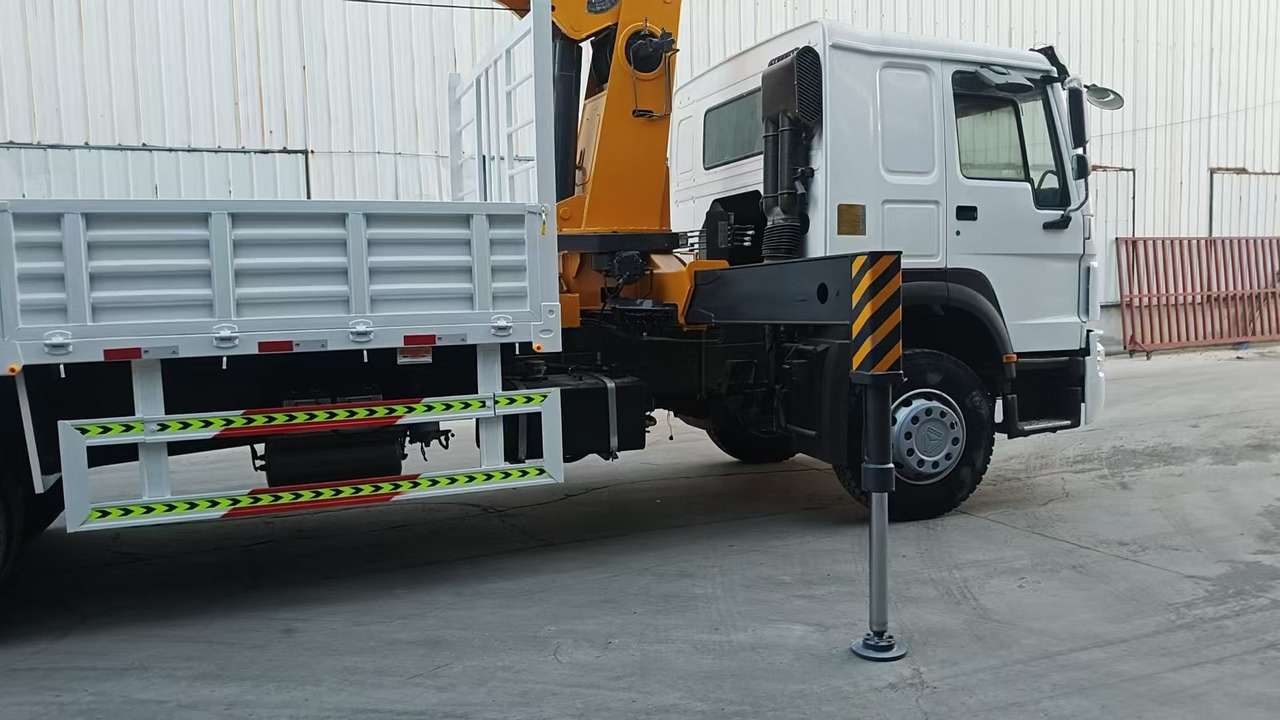 XCMG SQ12SK3Q - Vinçli kamyon: fotoğraf 1 XCMG SQ12SK3Q - Vinçli kamyon: fotoğraf 1