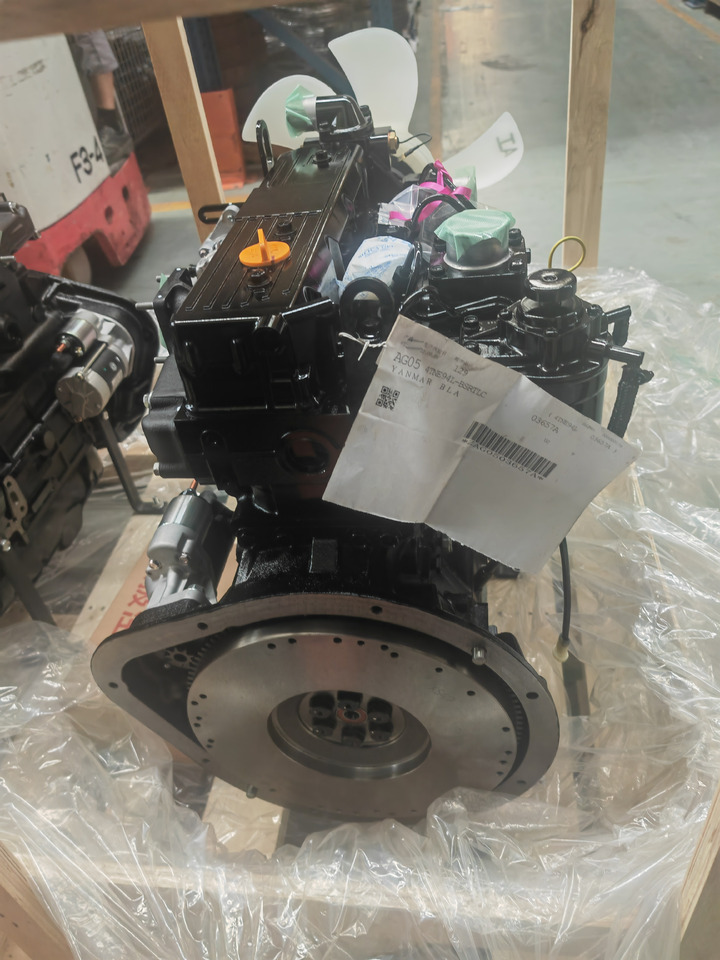 YANMAR 4TNE94 - Motor - Mini ekskavatör: fotoğraf 4 YANMAR 4TNE94 - Motor - Mini ekskavatör: fotoğraf 4
