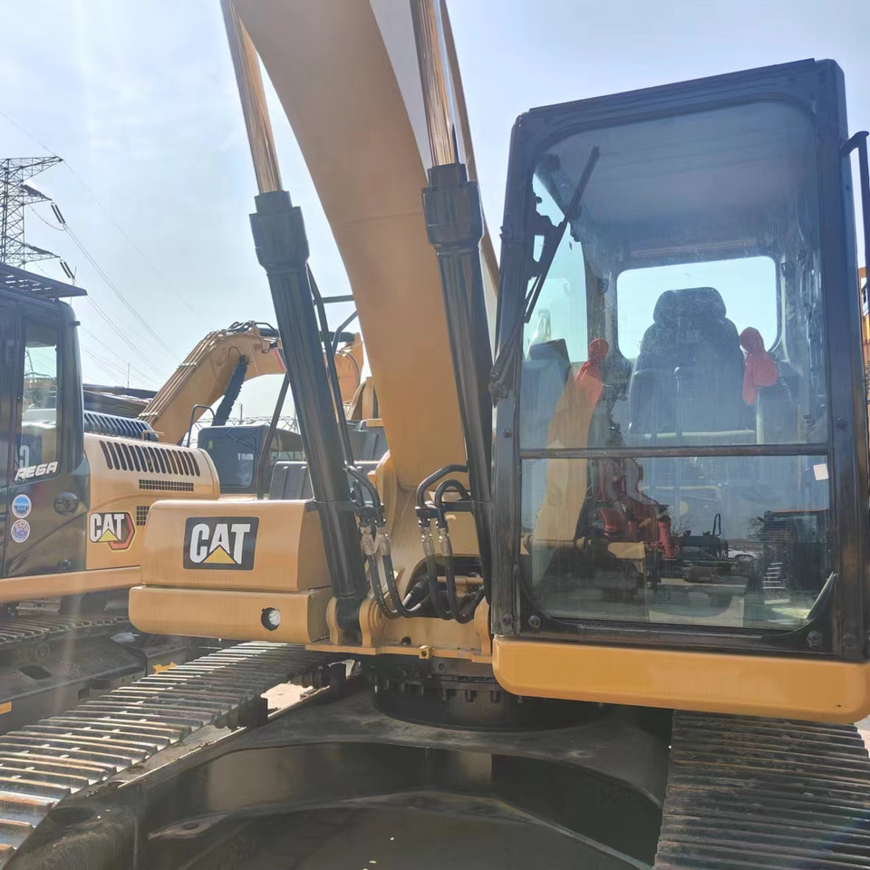CATERPILLAR Used CAT 320GC Excavator for Sale Good Condition - Paletli ekskavatör: fotoğraf 4 CATERPILLAR Used CAT 320GC Excavator for Sale Good Condition - Paletli ekskavatör: fotoğraf 4