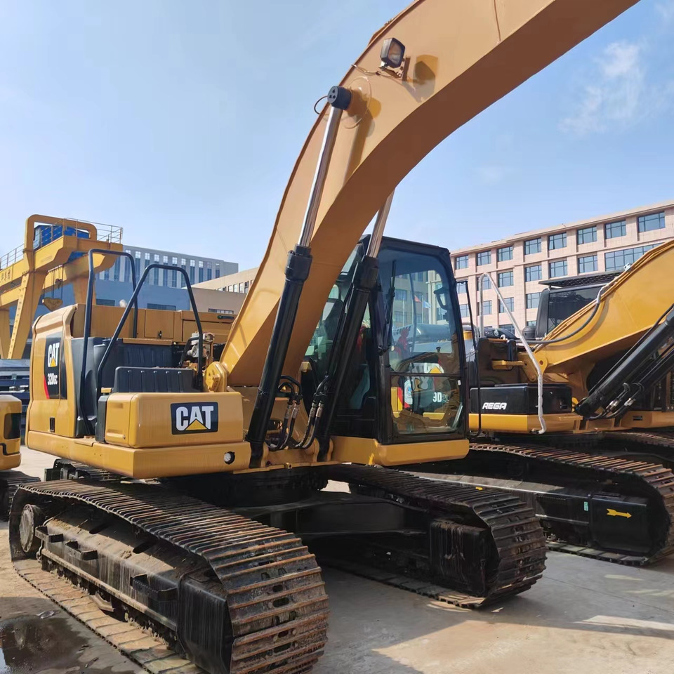 CATERPILLAR Used CAT 320GC Excavator for Sale Good Condition - Paletli ekskavatör: fotoğraf 3 CATERPILLAR Used CAT 320GC Excavator for Sale Good Condition - Paletli ekskavatör: fotoğraf 3