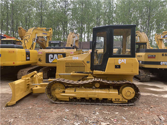 Caterpillar Used D5 Bulldozer , CAT D5g D5h D5k with Ripper , CAT D4h D5h D6h D7h - Buldozer: fotoğraf 4 Caterpillar Used D5 Bulldozer , CAT D5g D5h D5k with Ripper , CAT D4h D5h D6h D7h - Buldozer: fotoğraf 4