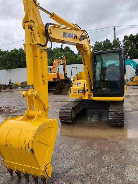 Cheap Used Komatsu PC70-8 Crawler Excavator with High Efficiency Used Heavy M achinery Komatsu PC70-8 Digger Cheap for Sale - Paletli ekskavatör: fotoğraf 3 Cheap Used Komatsu PC70-8 Crawler Excavator with High Efficiency Used Heavy M achinery Komatsu PC70-8 Digger Cheap for Sale - Paletli ekskavatör: fotoğraf 3