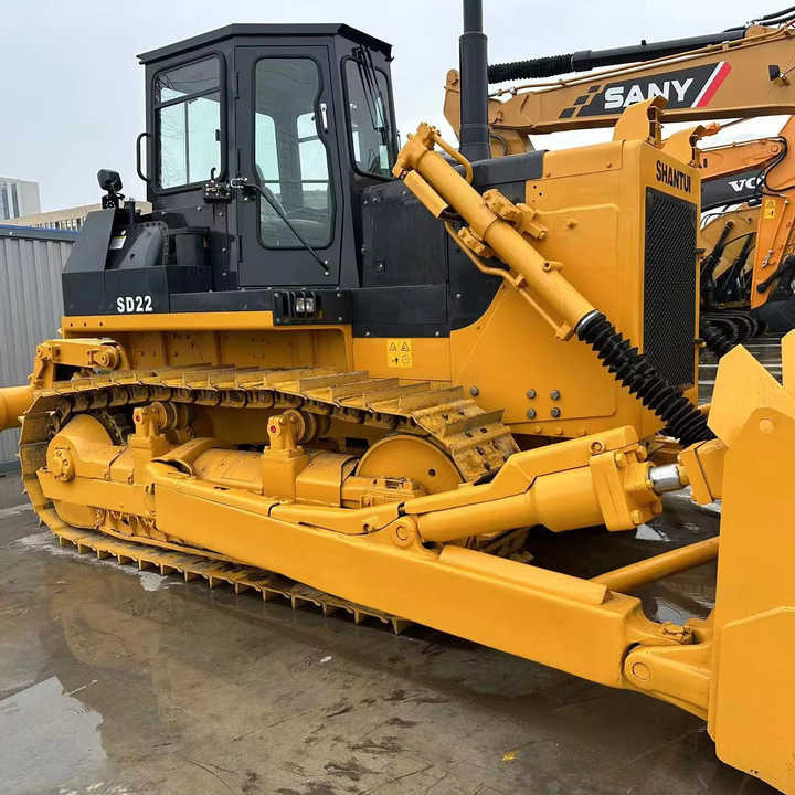China Brand Bulldozer Shantui SD22 Used Bulldozer Low Price Bulldozer Market Machinery and Equipment for Sale - Buldozer: fotoğraf 1 China Brand Bulldozer Shantui SD22 Used Bulldozer Low Price Bulldozer Market Machinery and Equipment for Sale - Buldozer: fotoğraf 1