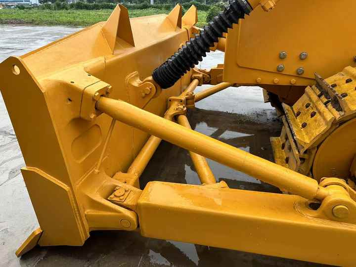 China Brand Bulldozer Shantui SD22 Used Bulldozer Low Price Bulldozer Market Machinery and Equipment for Sale - Buldozer: fotoğraf 5 China Brand Bulldozer Shantui SD22 Used Bulldozer Low Price Bulldozer Market Machinery and Equipment for Sale - Buldozer: fotoğraf 5