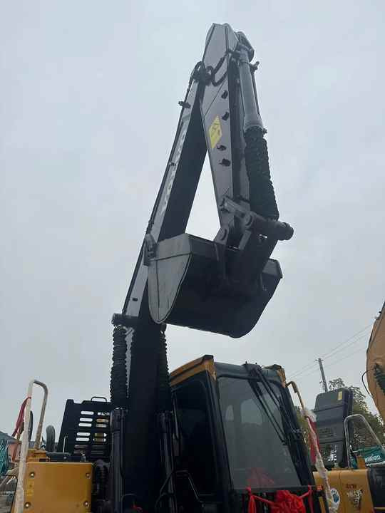 China Brand Used VOLVO EC140 Mini Excavator 6ton Crawler Earth Digger Machine for Sale - Paletli ekskavatör: fotoğraf 5 China Brand Used VOLVO EC140 Mini Excavator 6ton Crawler Earth Digger Machine for Sale - Paletli ekskavatör: fotoğraf 5