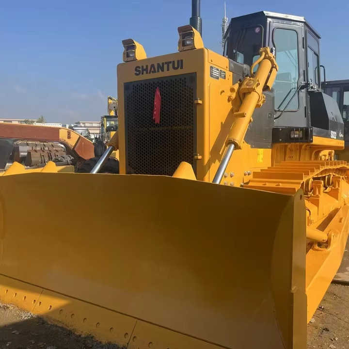 China Famous Brand Used Shantui SD22 Crawler Bulldozer Low Price Running Working Condition for Sale SD16/SD22/SD32 in Stock - Buldozer: fotoğraf 1 China Famous Brand Used Shantui SD22 Crawler Bulldozer Low Price Running Working Condition for Sale SD16/SD22/SD32 in Stock - Buldozer: fotoğraf 1