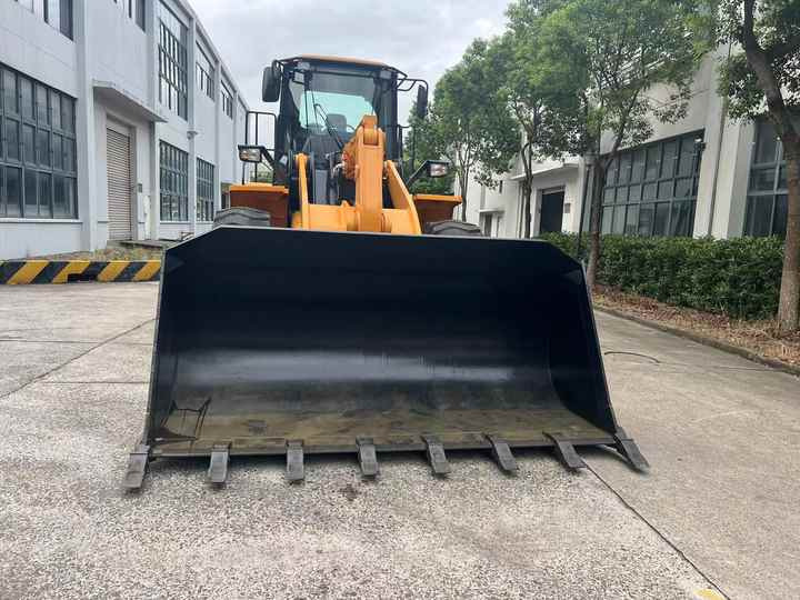Excellent Condition China Famous Brand LiuGong Brand Wheel Loader Used 856 Loader Used 50 Front End Loader for Sale Price - Tekerlekli yükleyici: fotoğraf 5 Excellent Condition China Famous Brand LiuGong Brand Wheel Loader Used 856 Loader Used 50 Front End Loader for Sale Price - Tekerlekli yükleyici: fotoğraf 5
