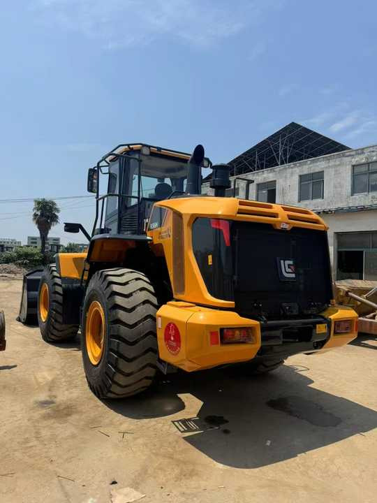 Famous Chinese Brand Second Hand LiuGong Front LoaderConstruction Machinery Used LiuGong 956H Wheel Loader Hot Selling - Tekerlekli yükleyici: fotoğraf 2 Famous Chinese Brand Second Hand LiuGong Front LoaderConstruction Machinery Used LiuGong 956H Wheel Loader Hot Selling - Tekerlekli yükleyici: fotoğraf 2