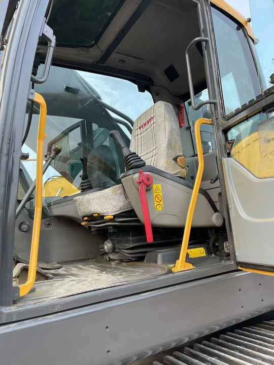 Good Condition VOLVO EC480DL Excavator Low Price Large Hydraulic Crawler Excavator volvo 480dl for Sale - Paletli ekskavatör: fotoğraf 2 Good Condition VOLVO EC480DL Excavator Low Price Large Hydraulic Crawler Excavator volvo 480dl for Sale - Paletli ekskavatör: fotoğraf 2