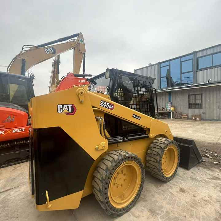 High Quality Used Cat 246D3 Excavator with Low Working Hours and Best Price Used Cat 246D3 Machine with Cheap Price for Sale - Mini yükleyici: fotoğraf 2 High Quality Used Cat 246D3 Excavator with Low Working Hours and Best Price Used Cat 246D3 Machine with Cheap Price for Sale - Mini yükleyici: fotoğraf 2