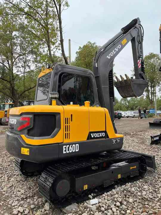 High Quality Used Volvo EC60D Excavator for Sale 6 Ton Compact Machine, Excellent Condition, Ready for Work! - Paletli ekskavatör: fotoğraf 2 High Quality Used Volvo EC60D Excavator for Sale 6 Ton Compact Machine, Excellent Condition, Ready for Work! - Paletli ekskavatör: fotoğraf 2