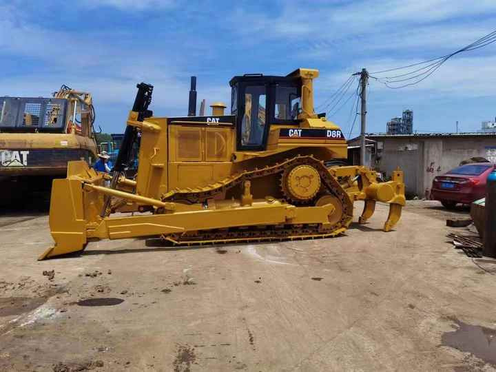 Hot Sale Used Original Japan Cat D8r Bulldozer/Big Dozer D 8 D7 Used D7r Bulldozer - Buldozer: fotoğraf 4 Hot Sale Used Original Japan Cat D8r Bulldozer/Big Dozer D 8 D7 Used D7r Bulldozer - Buldozer: fotoğraf 4