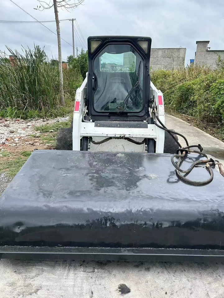 BOBCAT Second-hand Excellent Skidsteer Bobcat S160 - İş makinaları: fotoğraf 5 BOBCAT Second-hand Excellent Skidsteer Bobcat S160 - İş makinaları: fotoğraf 5
