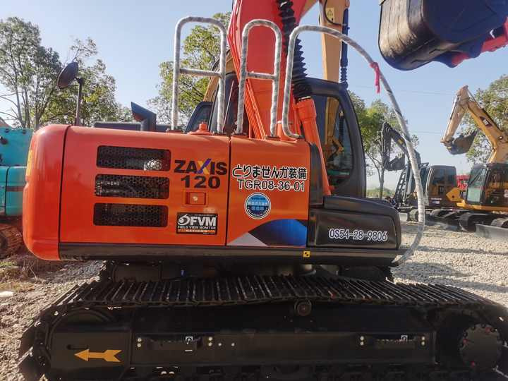 Japan Original Hitachi ZX120 Crawler Excavator Perfect for Various Projects Available Used Excavators for Sale - Paletli ekskavatör: fotoğraf 2 Japan Original Hitachi ZX120 Crawler Excavator Perfect for Various Projects Available Used Excavators for Sale - Paletli ekskavatör: fotoğraf 2